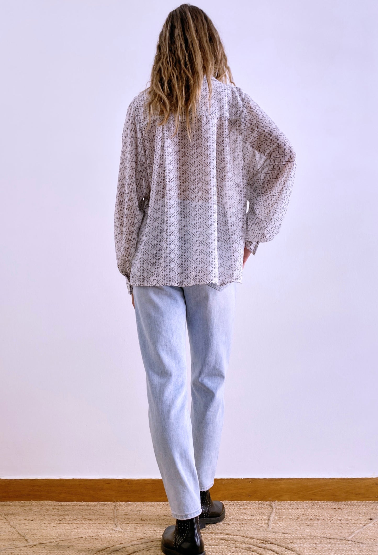 GRETA SHIRT