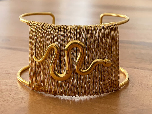 AINA CUFF